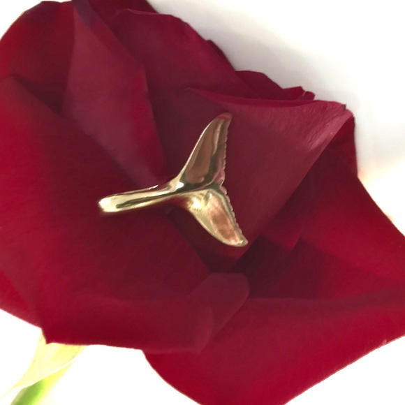 14k Gold Whales Tale Polished Pendent Necklace Custom Made on Maui Preowned - Picture 15 of 15